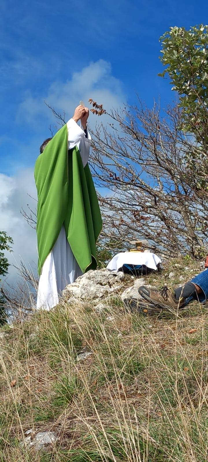 Messe et randonnée sur le plateau d'Ambel