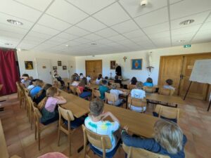 Préparation à la 1ere communion au monastère de Triors 🤩🙏